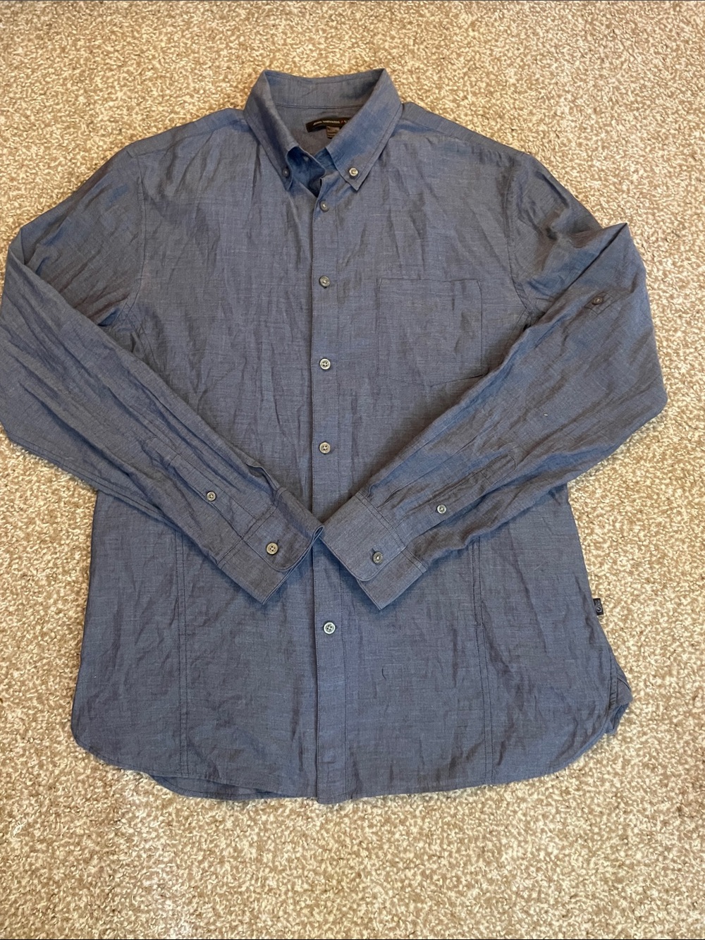 John Varvatos Men’s Long Sleeve Button Down Shirt